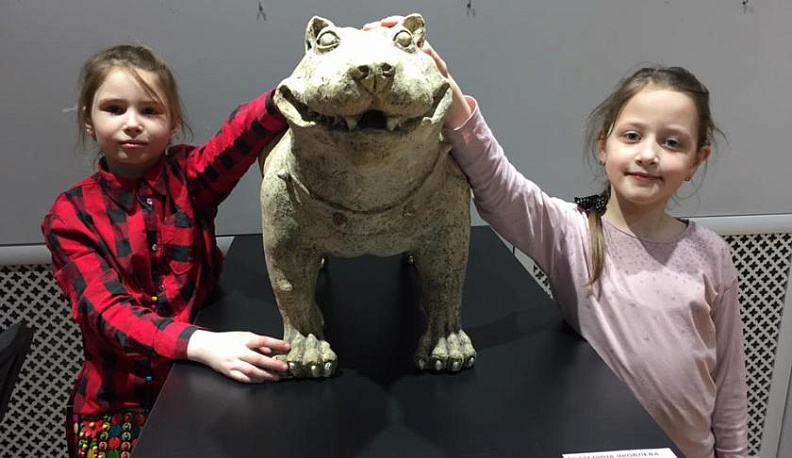 Трогать обязательно!