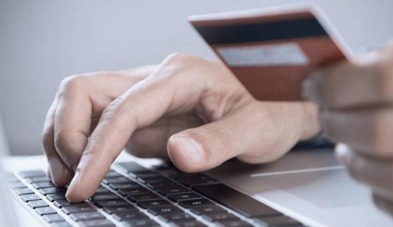 Продавая детскую ванночку, калужанка лишилась 196 тысяч 