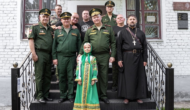 На День города Жиздру посетили ветераны ракетных войск  стратегического назначения