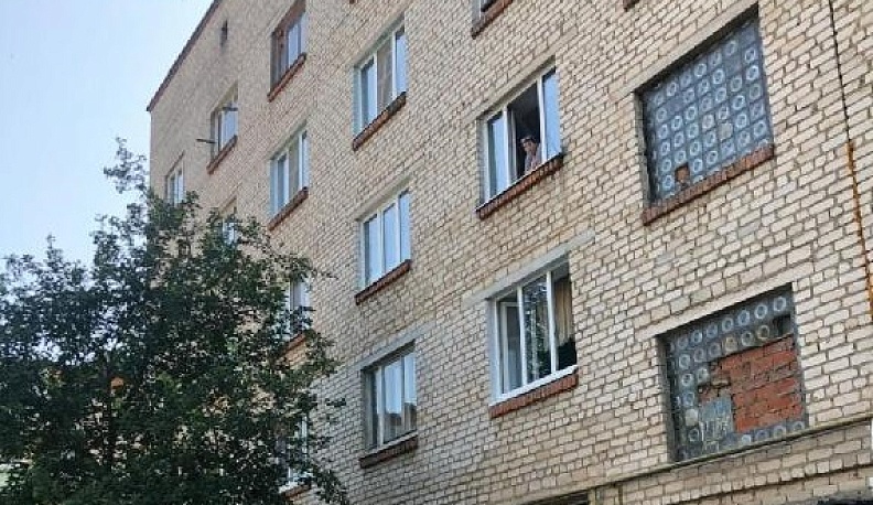 Детский омбудсмен рассказала о состоянии выпавшей из окна девочки в Калужской области