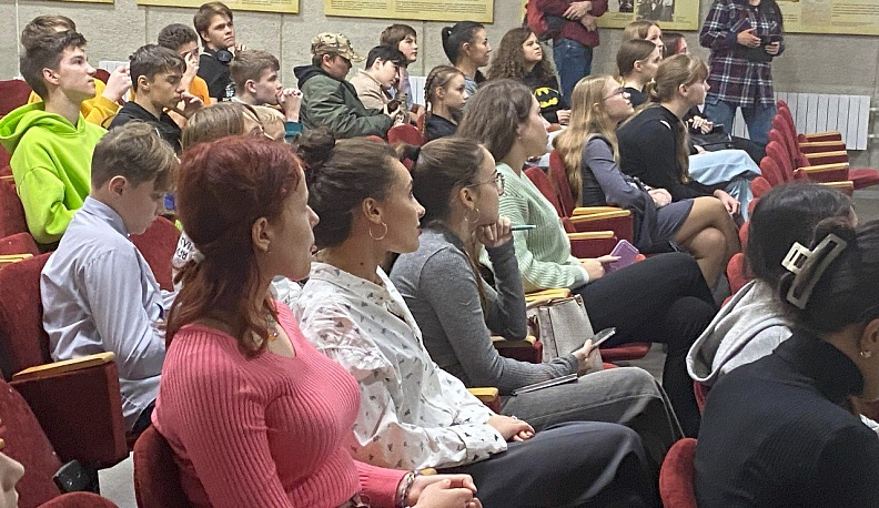 Обнинским школьникам рассказали о профессии радиожурналиста