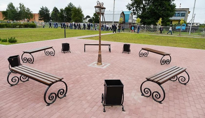 Дзержинский район поделился опытом благоустройства 