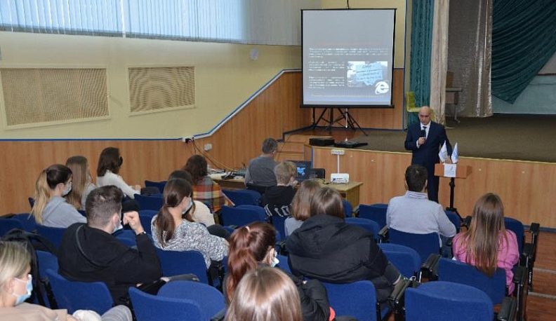 В Калужской области проводится цикл образовательно-просветительских мероприятий для студентов «Россия в авангарде борьбы с терроризмом»