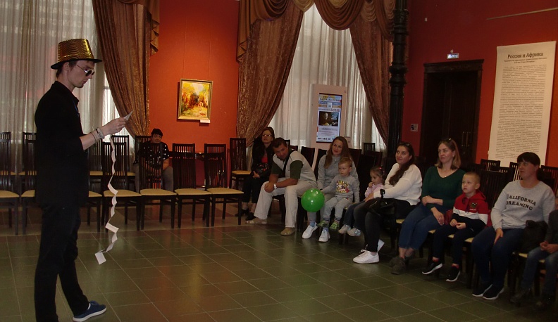 Калужский музей изобразительных искусств закрыл детский фестиваль «От первого до первого»