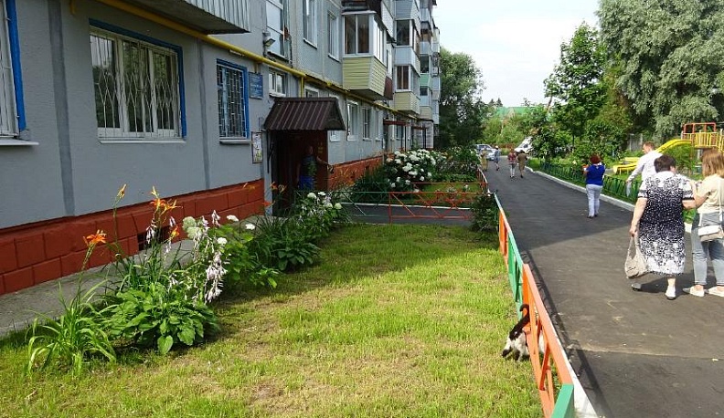 В Калуге звание лучшего дворника получила дирижер оркестра с красным дипломом