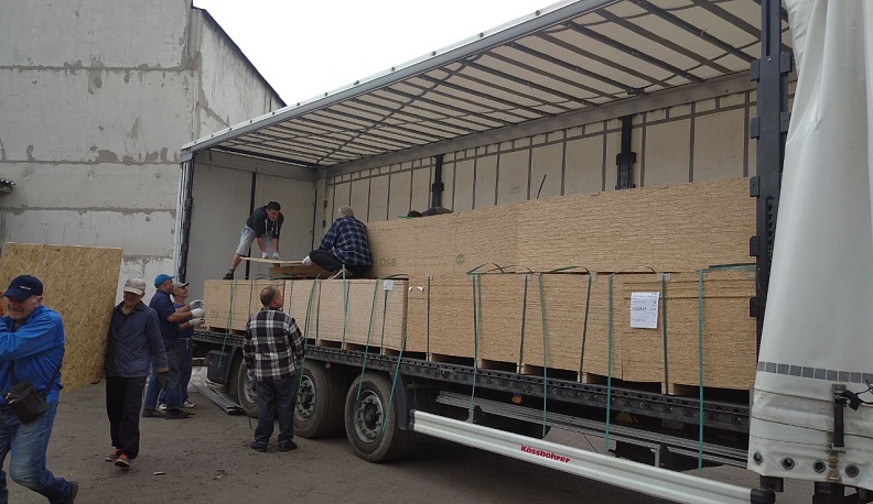 В Первомайск прибыла очередная гумпомощь от Калужской области