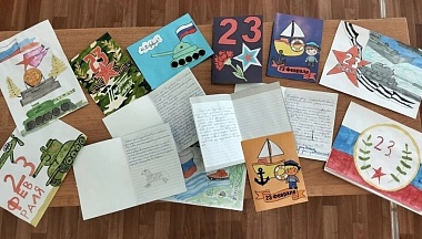 Волонтеры сельской школы Мещовского округа  направили письма-поздравления одиноким пожилым людям