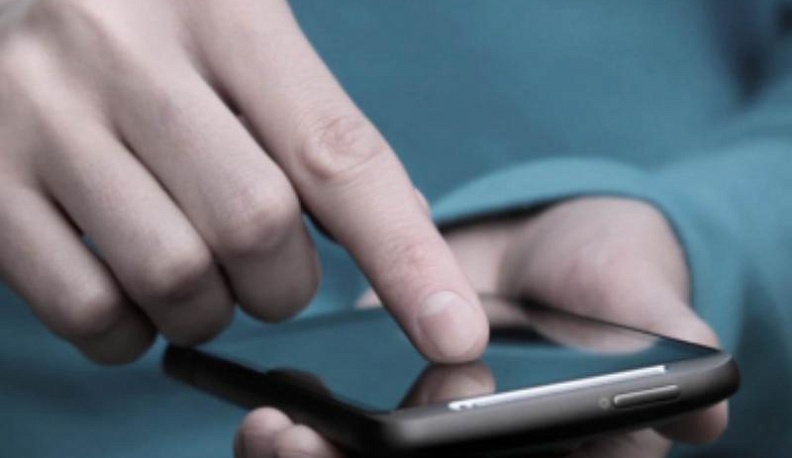 Калужанин попросил смартфон, чтобы позвонить и убежал