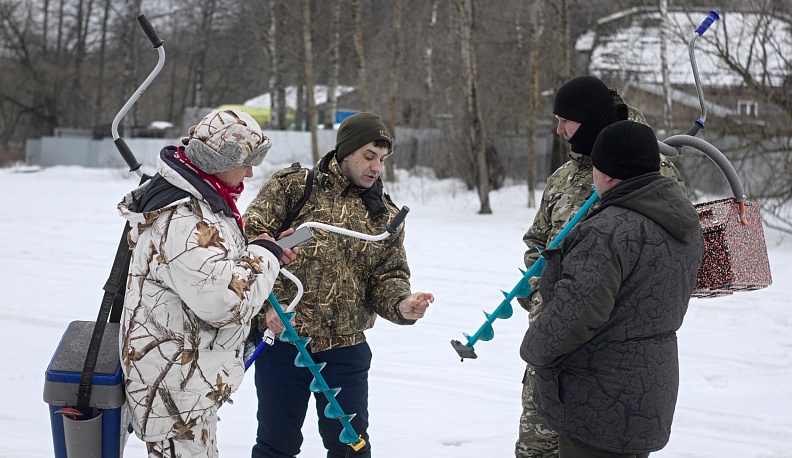 Соревнования по зимнему спортивному рыболовству прошли в Куйбышевском районе