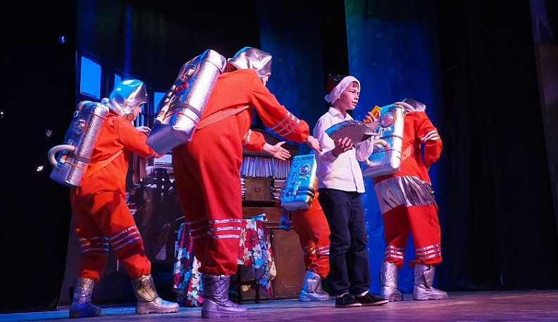 Калужский ТЮЗ отправит ребят в космос