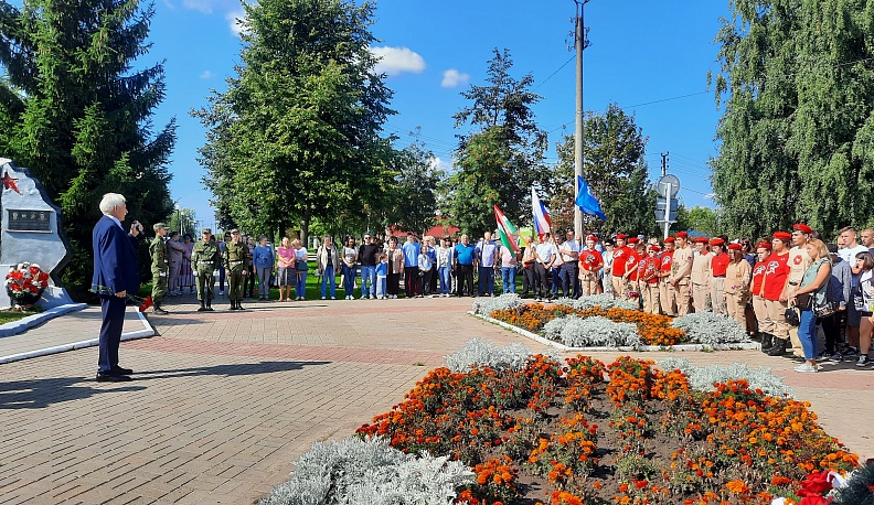 В Сухиничах прошёл митинг, посвящённый Дню солидарности в борьбе с терроризмом