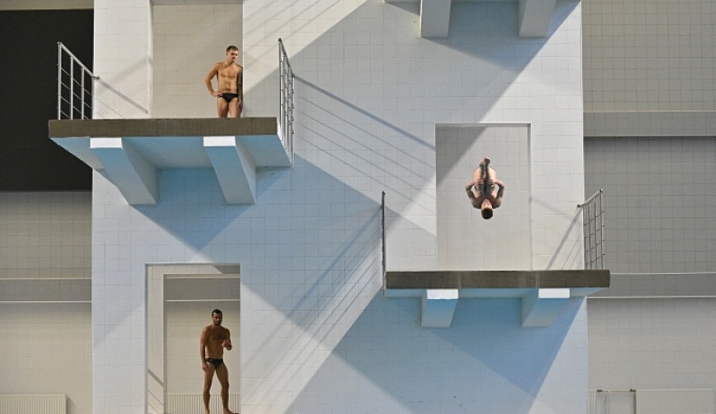 В Калуге проходят мастер-классы по прыжкам в воду с участием призеров Олимпийских игр