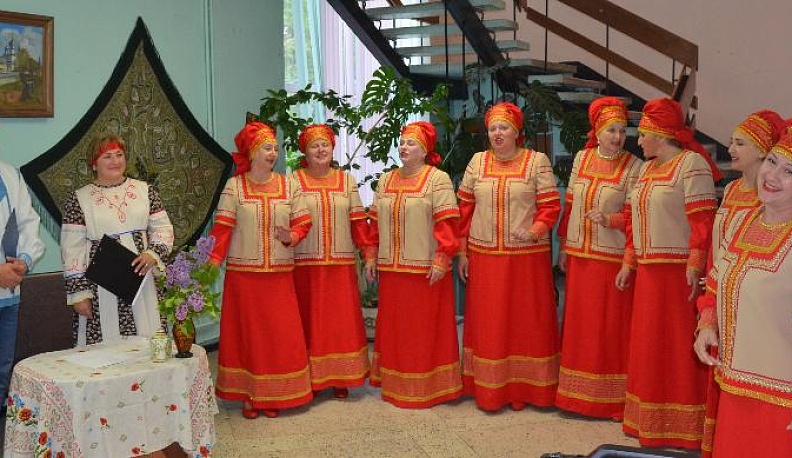 Под шелест страниц