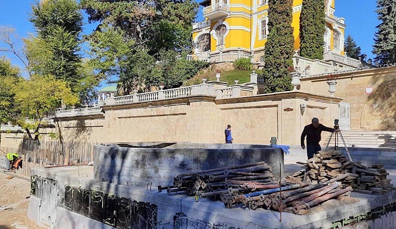 Анатолий Артамонов в Кисловодске посетил строящиеся объекты города-курорта