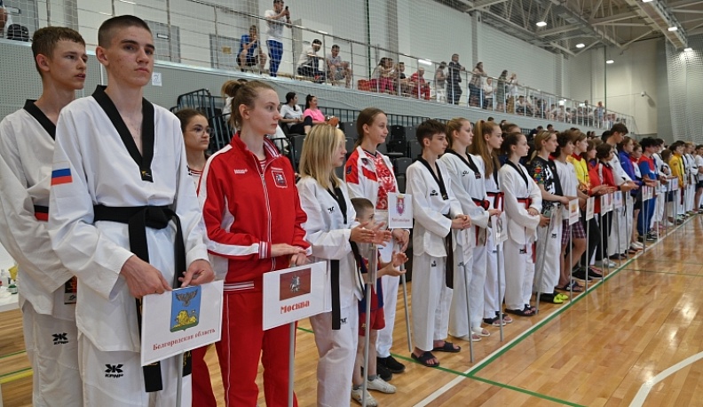 В Калуге стартовал всероссийский турнир по тхэквондо