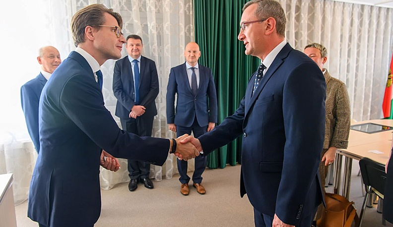 В Обнинске будут выпускать больше лекарств