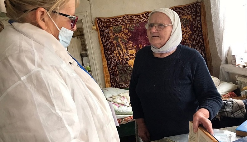 В Чернышено проголосовала одна из старейших жителей Козельского района