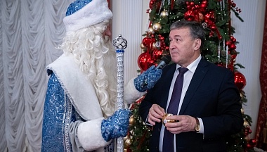 Глава Жуковского округа исполнил новогоднее желание Полины из Белоусово