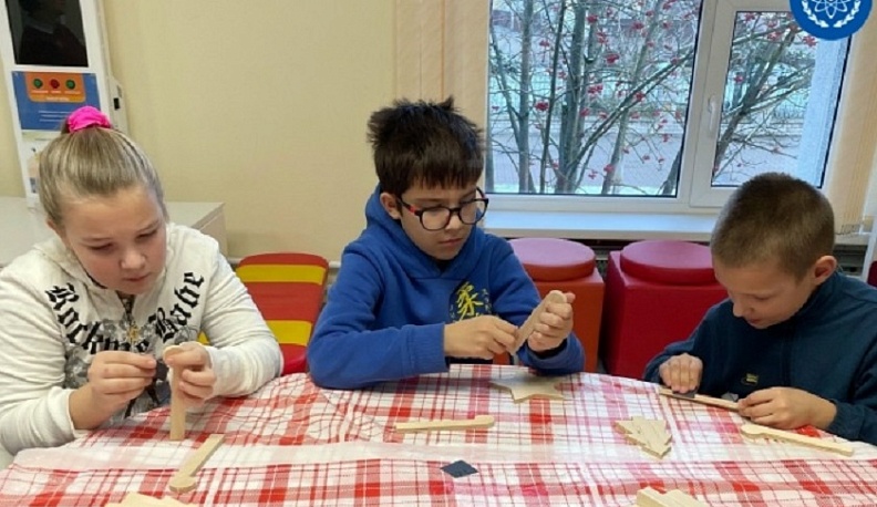 В Центральной библиотеке Обнинска начала работу «Мастерская Деда Мороза»