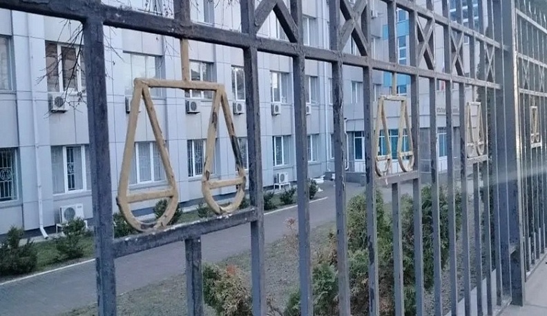 В Калуге инспектор ГИБДД стала фигурантом уголовного дела о превышении полномочий