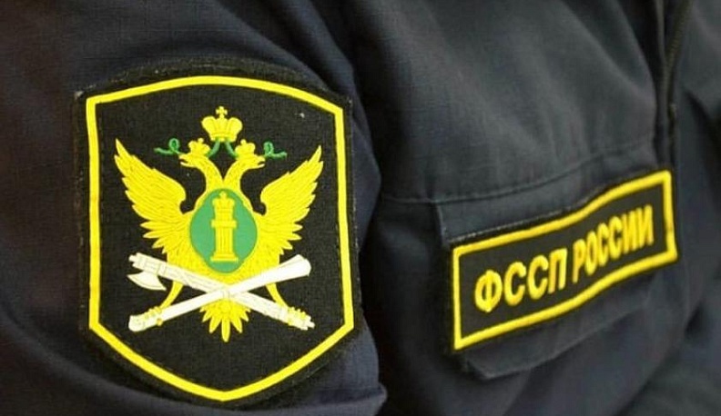 В Калуге судебные приставы наладили общение отца с дочерью