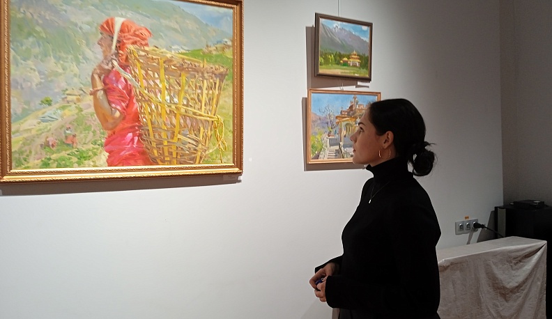 В Калуге представили выставку Виктории Харченко «Лики Земли»