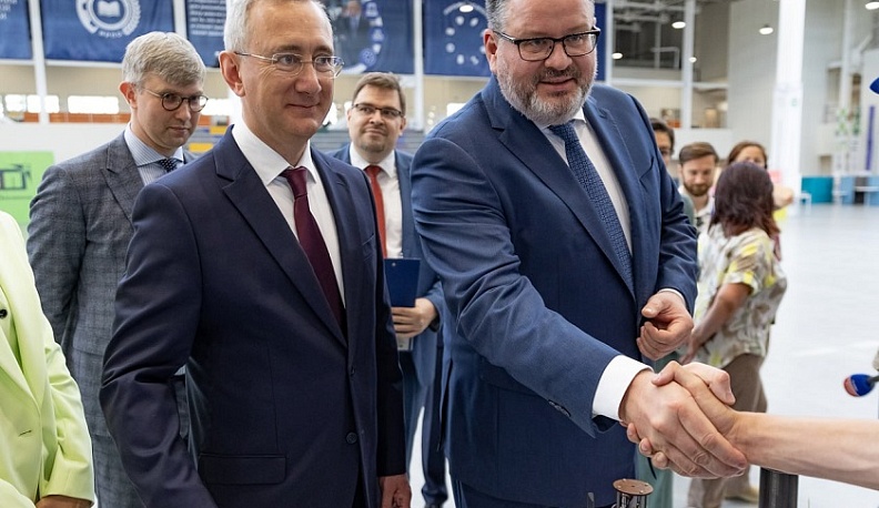 Министр труда и соцзащиты РФ посетил калужский технопарк профобразования