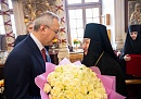 Владислав Шапша поздравил с юбилеем  настоятельницу Свято-Никольского Черноостровского женского монастыря Игумению Николаю