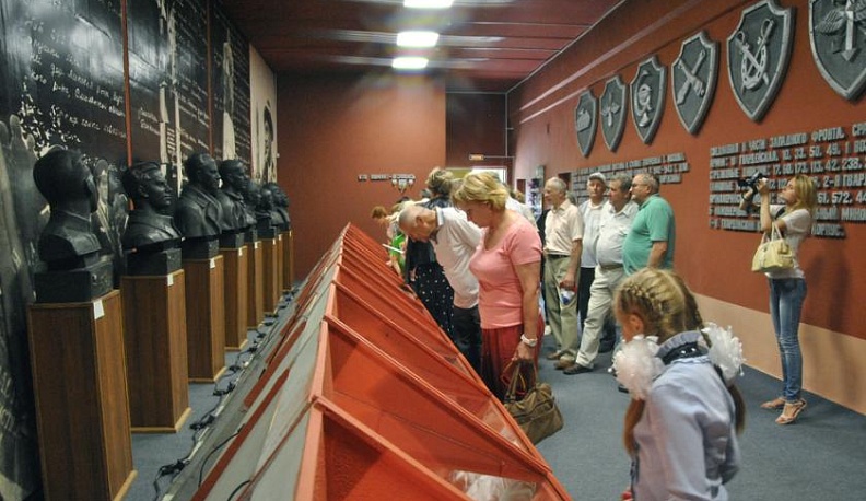  Мы делаем это для будущих поколений и делаем это – ВМЕСТЕ