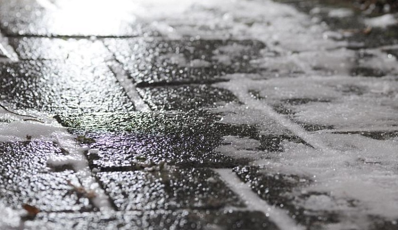 В Калуге сегодня ожидается сильный ветер и гололедица