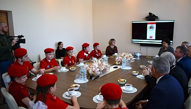 В Кирове генерал армии отметил лучших юнармейцев