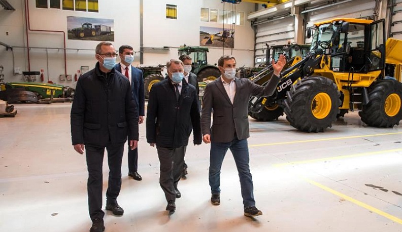 Владислав Шапша посетил агротехнологический парк в Детчине