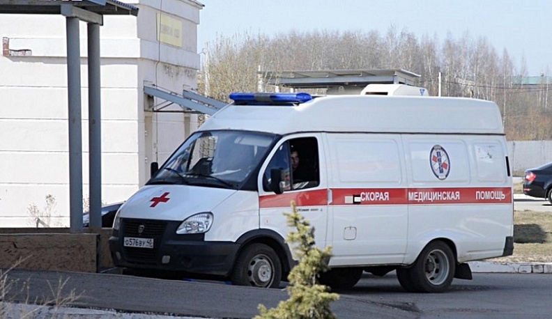 В Калуге на улице Плеханова 16-летняя калужанка выпала из автобуса