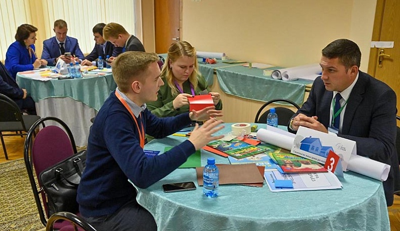 В Калуге 180 участников управленческого конкурса представили 30 проектов