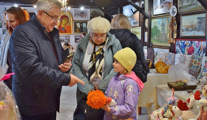 В Тарусе прошла Пасхальная ярмарка 