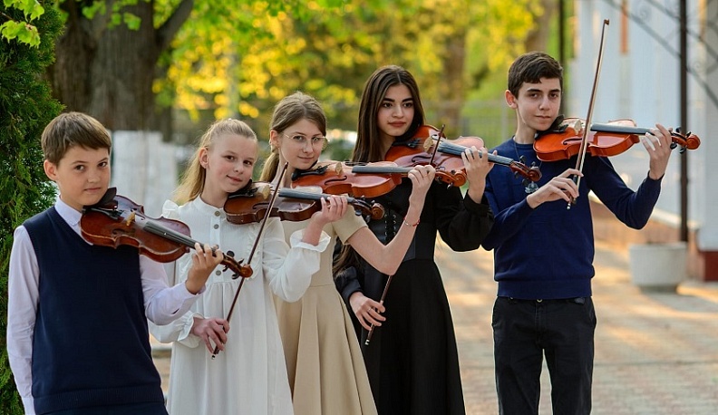В Малоярославце состоялся фестиваль эстрадно-джазовой музыки «Любимые мелодии»