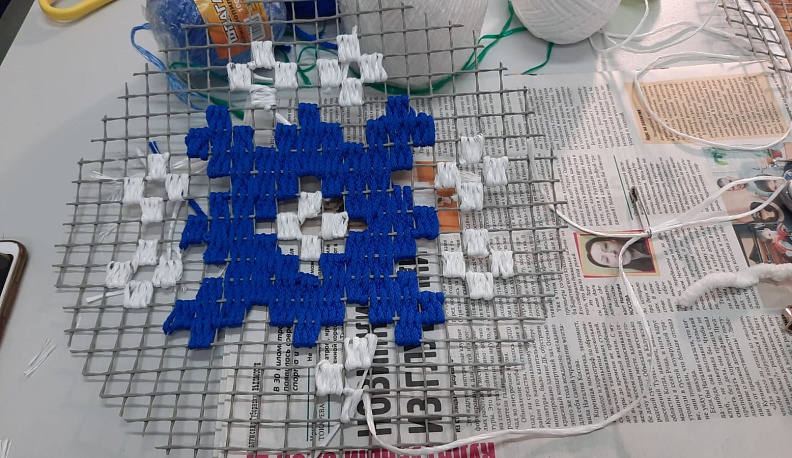 Тарусу украсят «вышитые» новогодние игрушки