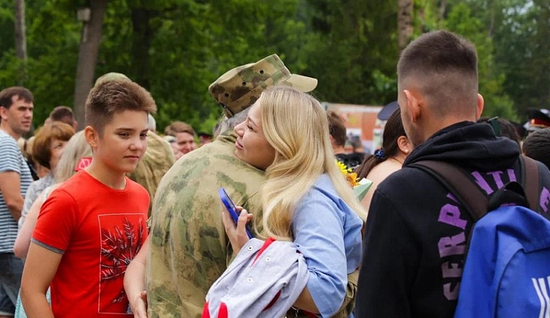 Руководители области поблагодарили калужских росгвардейцев за ратный подвиг
