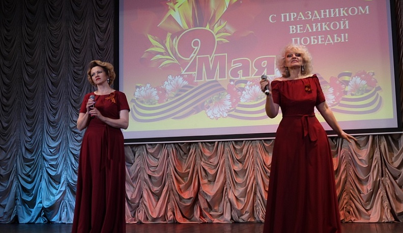 В Износках Дню Победы посвятили большой праздничный концерт