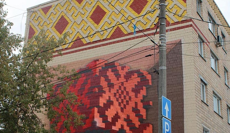 В Калуге появился еще один юбилейный мурал