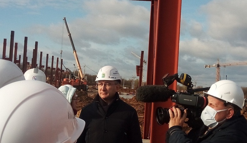 Владислав Шапша посетил стройку новой «Бауманки»