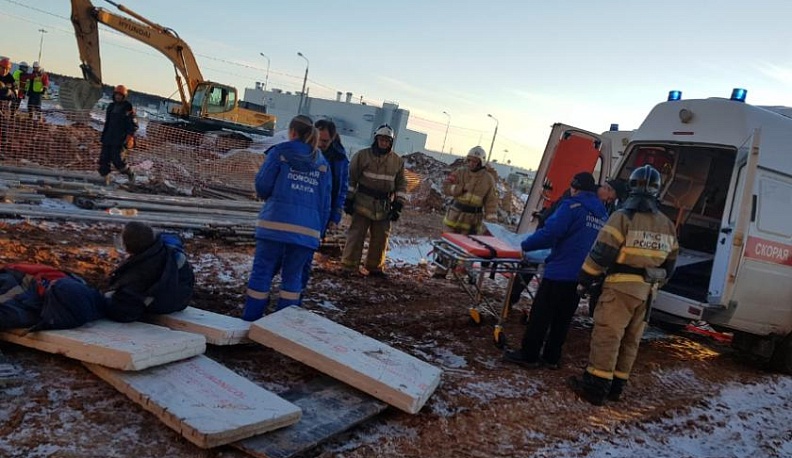 Калужского предпринимателя будут судить за смерть работника в траншее