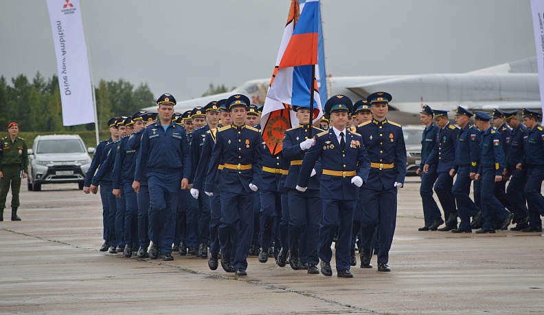 Праздник на аэродроме