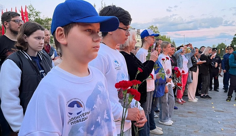 Сотни жителей Обнинска приняли участие в акции «Свеча памяти»