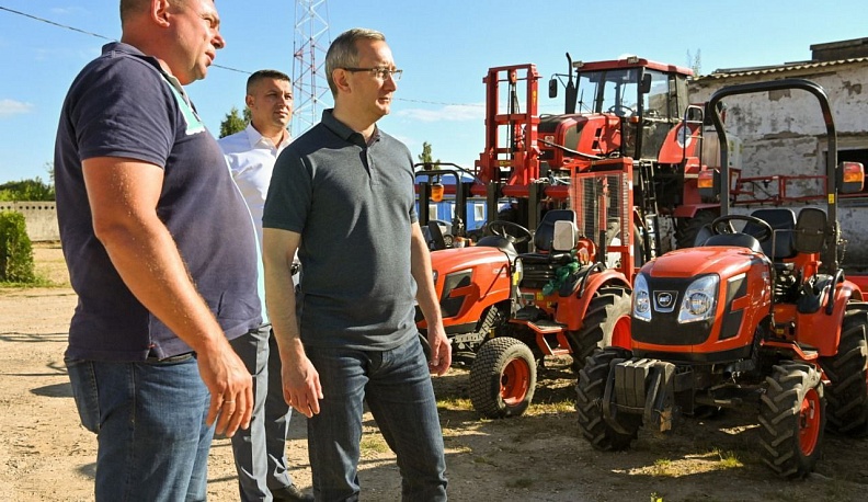 Владислав Шапша посетил несколько предприятий Малоярославецкого района 