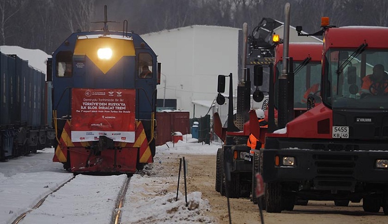 В Ворсино прибыл первый контейнерный поезд из Турции