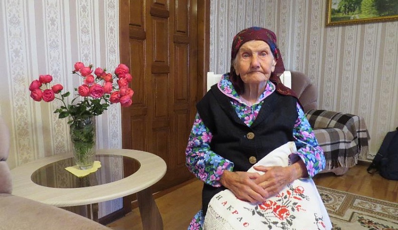 Столетие в кругу семьи