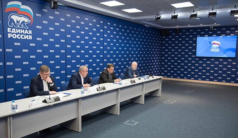 Пересмотр зарплат бюджетников и повышение доступности лекарств – «Единая Россия» о приоритетах работы