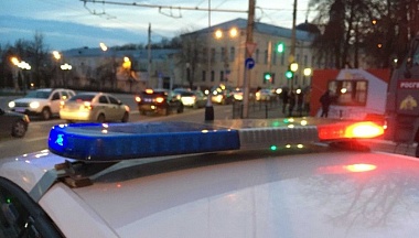 Два человека пострадали в тройном ДТП в Калужской области