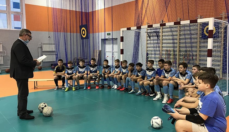 В Балабанове вспомнили футболиста, врача и защитника Ленинграда